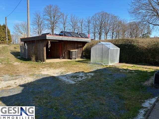 Carport mit Abstellraum Doppelhaush�lfte Zarrentin am Schaalsee