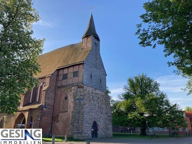 Kirche im historischen Stadtkern Wohngrundst�ck Zarrentin am Schaalsee