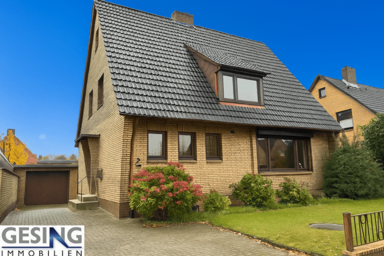 Einfamilienhaus mit sch�ne Grundst�ck M�lln Einfamilienhaus -VERKAUFT- Charmantes Einfamilienhaus mit Potential in ruhiger Wohnlage