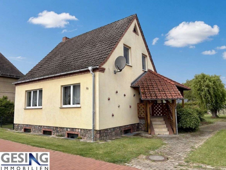 Stra�enansicht Einfamilienhaus Zarrentin am Schaalsee